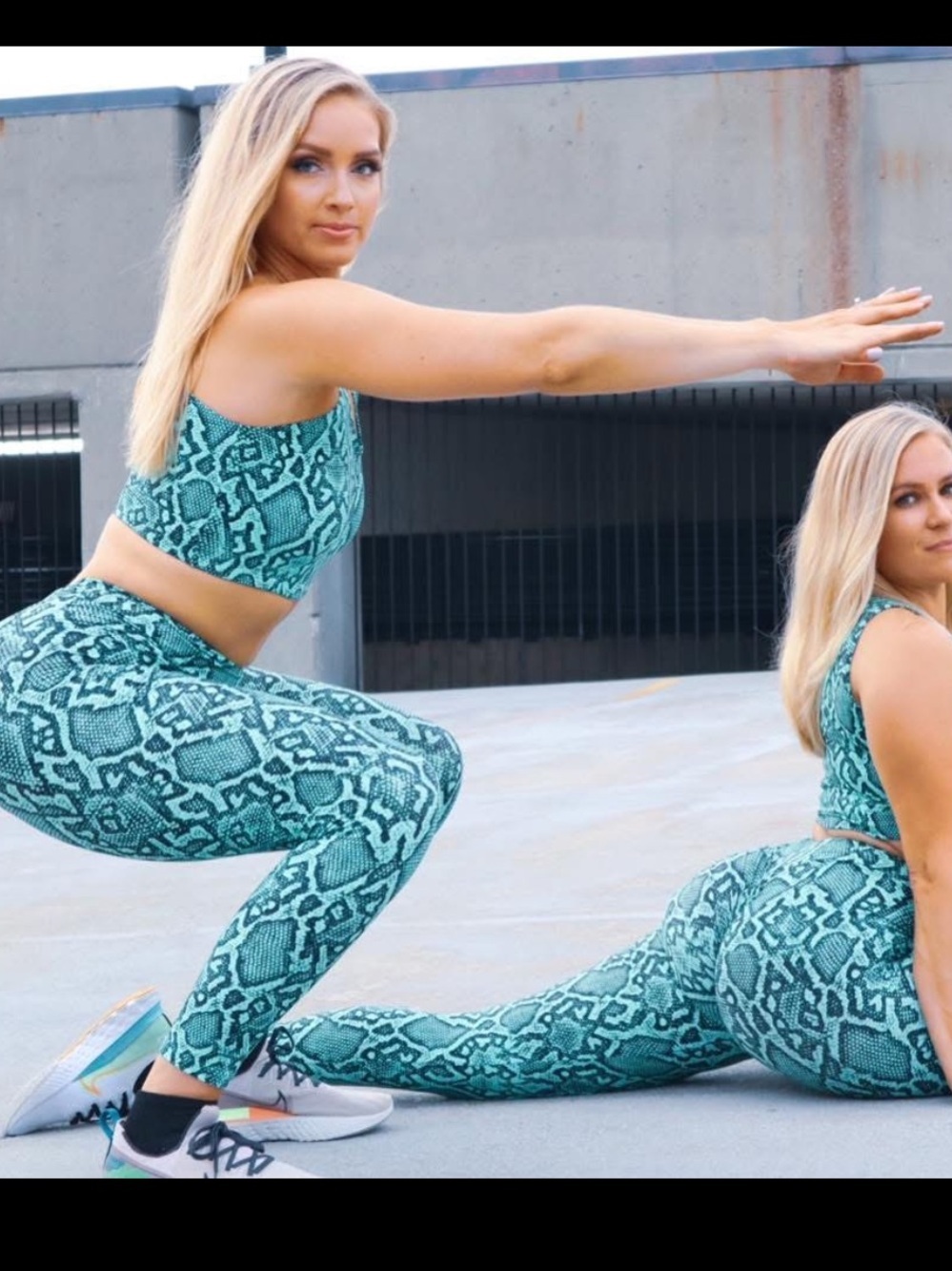 PopFit  Women’s Teal Snake-Print Workout Set Size XS NWT
